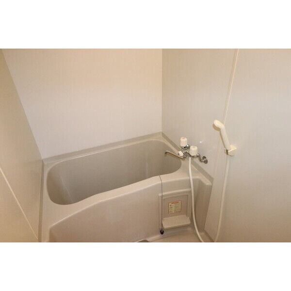 アンプルールリーブルpear fieldⅡ　　刈谷市近郊の賃貸ならクラスホーム刈谷店の浴室