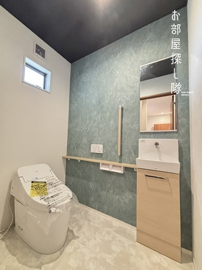 三潴郡大木町大字大角の中古一戸建のトイレ