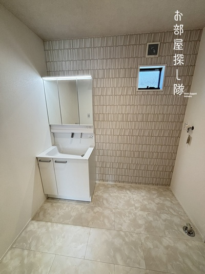 三潴郡大木町大字大角の中古一戸建の独立洗面台