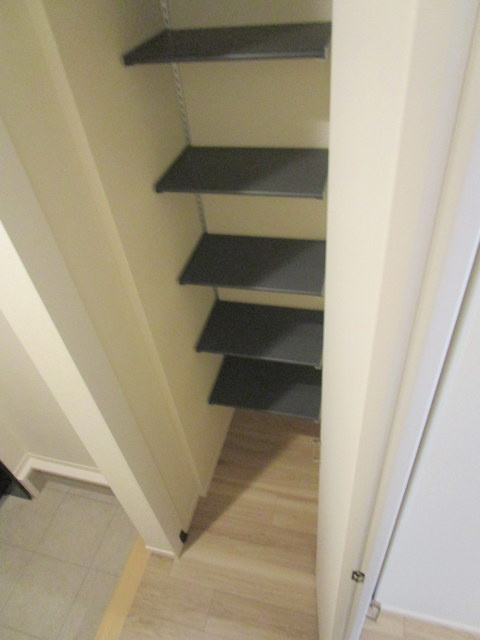 ＣＡＳＡ　ＢＩＡＮＣＡ西船橋Ａの玄関|★シューズBOX★