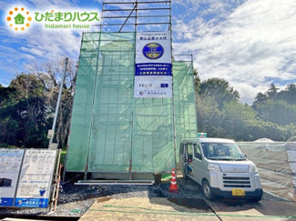 【外観】 | 明るい光が差し込む開放感あふれる住まいです。