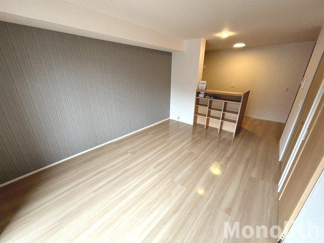 JIN輝A棟の居間・リビング