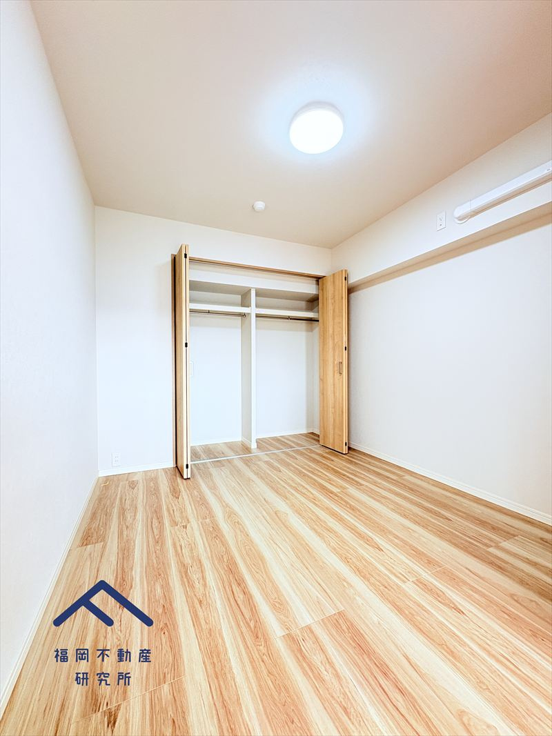 ダイアパレス大橋南弐番館の洋室