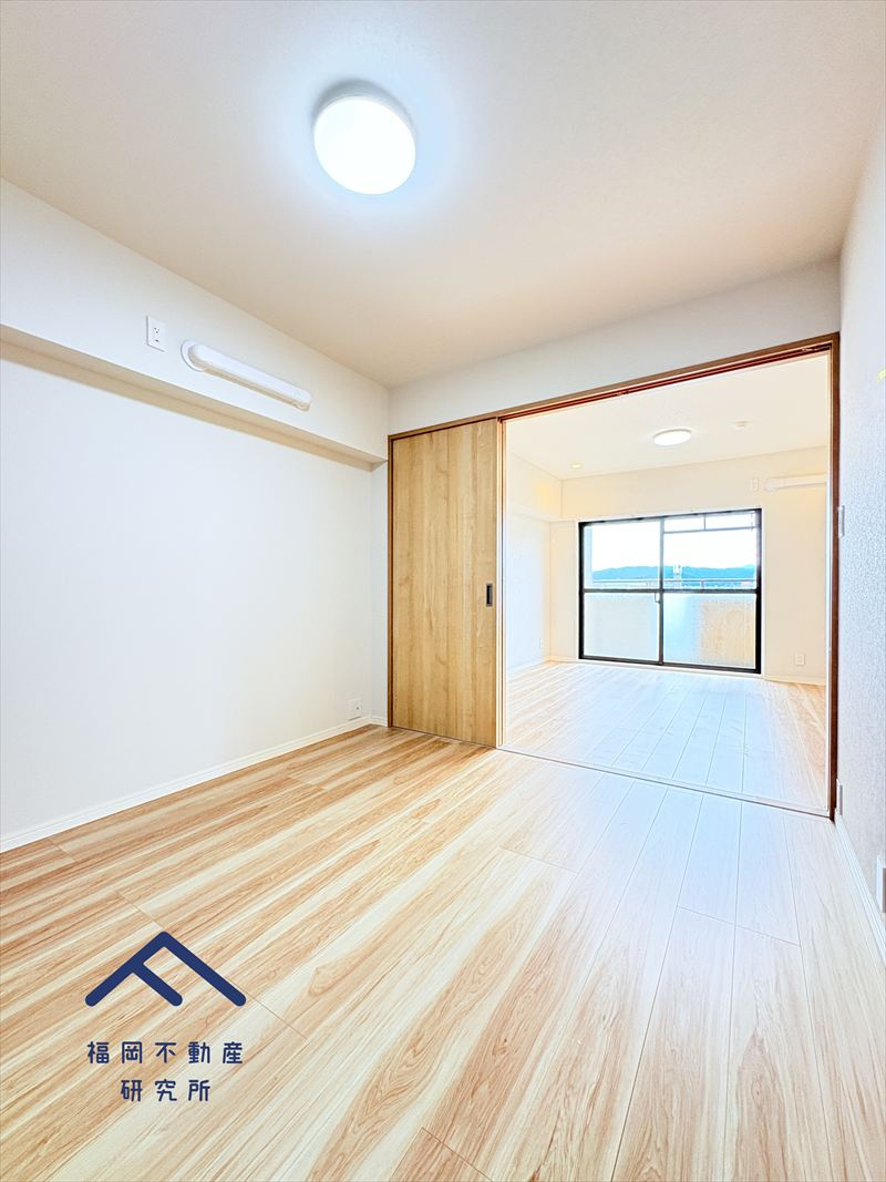 ダイアパレス大橋南弐番館の洋室