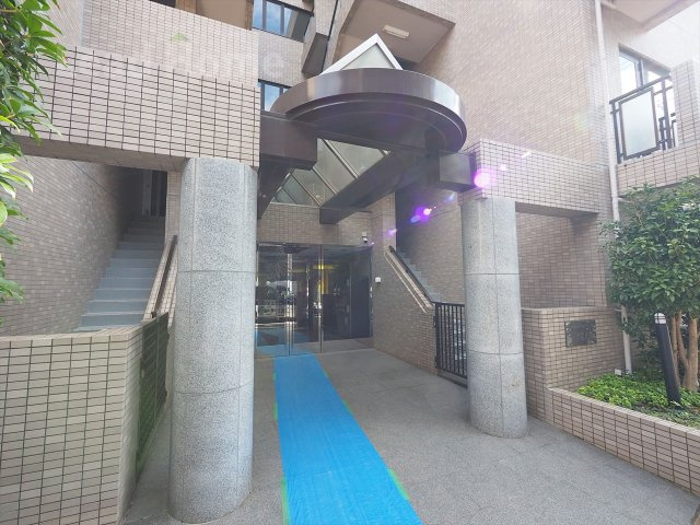 【エントランス】 | ロイヤルヴィーゼ学芸大学