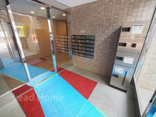 【エントランス】 | ロイヤルヴィーゼ学芸大学