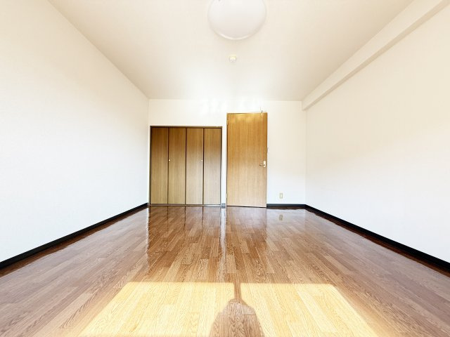 カレッジヒルズの内装