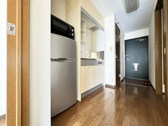 カレッジヒルズの居間・リビング