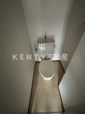 【トイレ】 | アイランドハウス | 落ち着いた色調のトイレです