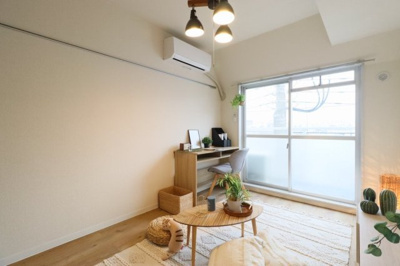 【居間・リビング】 | スカイコート品川第2 | 家具小物はイメージです