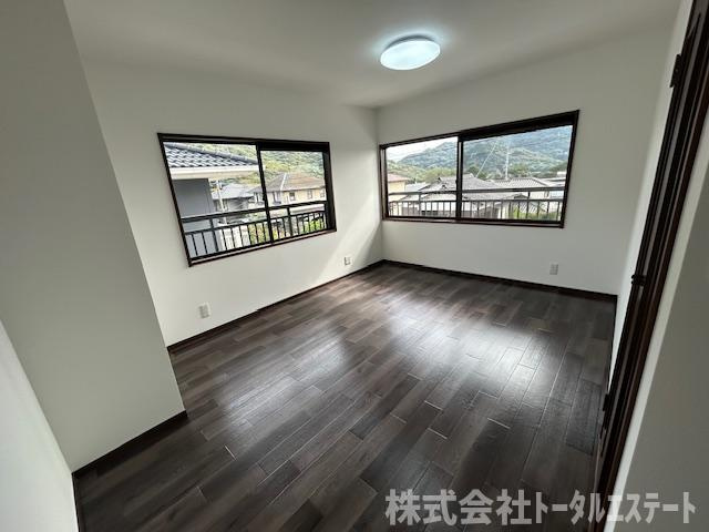 下関市勝谷新町4丁目中古戸建の洋室