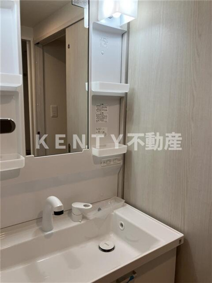 【洗面所】 | ＥＳ－Ｇｒａｎｄｅ大森 | 脱衣スペースもあります