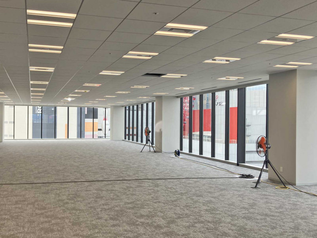 【内装】 | UMEDA EAST CROSS