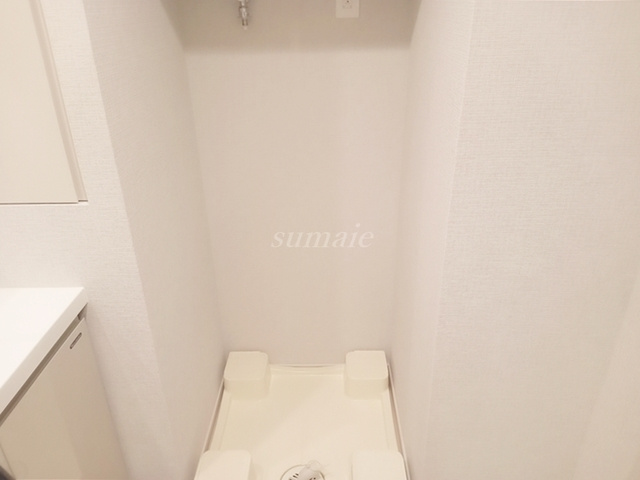 ORSUS　AKABANE　EASTの設備|洗濯機置き場です☆