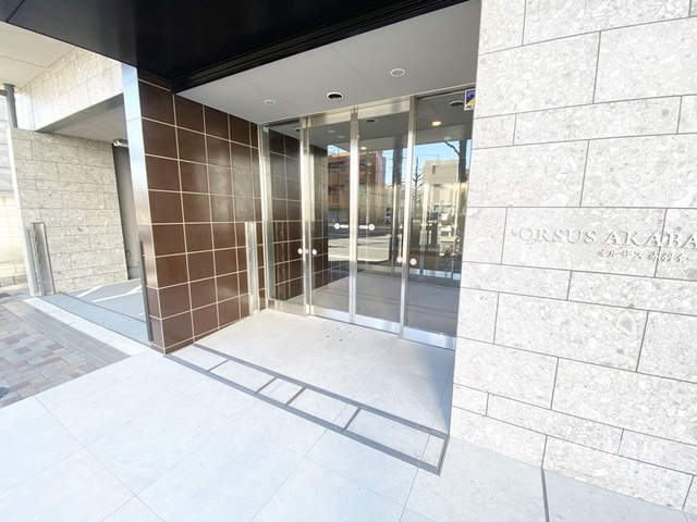 ORSUS　AKABANE　EASTのエントランス|こちらが入口です☆