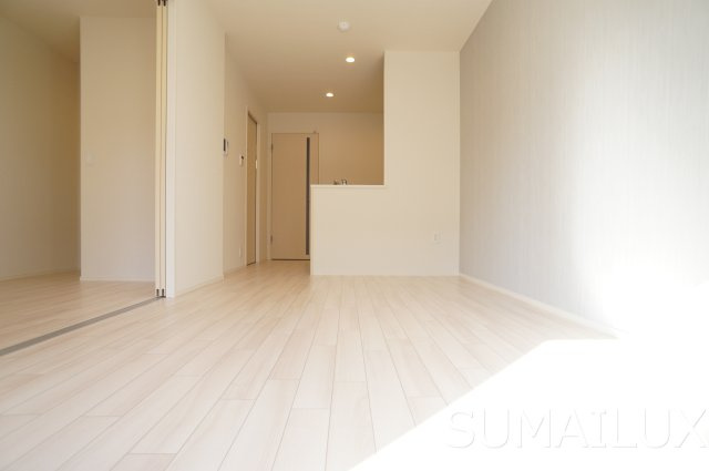 熊本市南区出仲間８丁目のアパートの居間・リビング