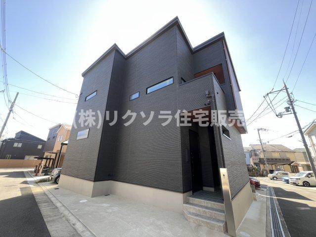 長尾元町5丁目　中古一戸建ての外観|新しい生活にいかがでしょうか？外観はお住まいの顔になります。こだわりたいポイントですね。外壁塗装や屋根塗装のご相談も承っております。
■現地内覧・資金計画相談・住宅ローン相談もお問合せ受付中■