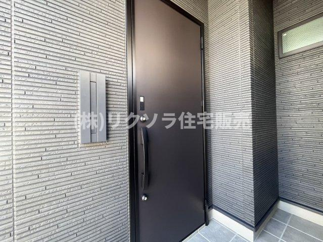 長尾元町5丁目　中古一戸建ての玄関|■物件内覧・資金計画相談・住宅ローン相談、リフォーム相談、お問合せ受付中■
※当日・翌日のご内覧、ご相談はお電話でのお問合せがスムーズです！