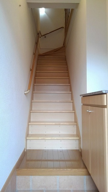 ヴィレッジハウスⅤの玄関