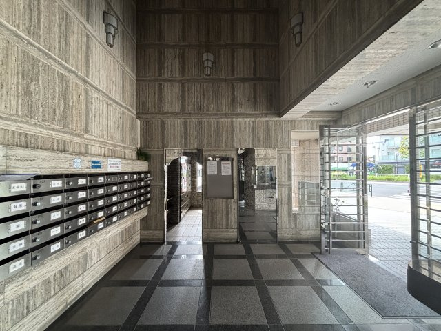 ヴィルメゾン葛西のエントランス