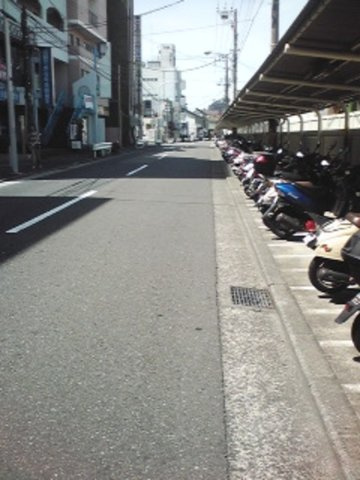 神奈中八重咲町ビルの周辺