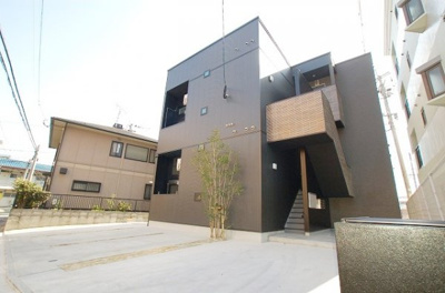 【エントランス】 | HPには初期費用掲載！「プライスホーム」で検索！une rencontre