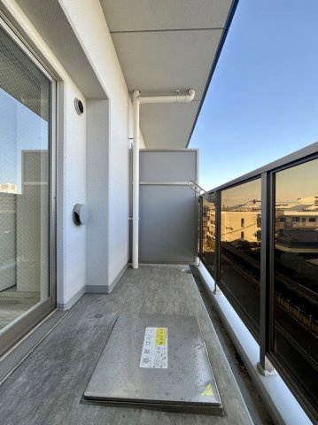 グランパシフィック帝塚山innovationのバルコニー