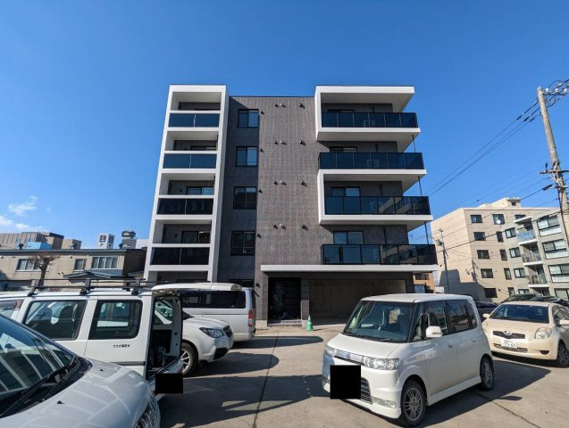 グランコンフォート末広の外観