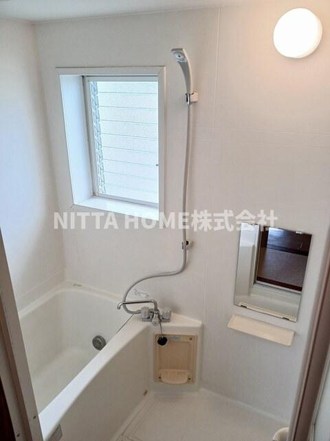 フロレスタⅡの浴室|追い焚き機能付きのバスルーム◆