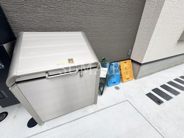 Reberty赤羽Ⅱのその他共用部分|敷地内ゴミ置き場です
