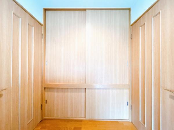 【収納】 | 網走市北３条東１丁目７－３　中古売家 | 【リフォーム前】各部屋に収納があります。