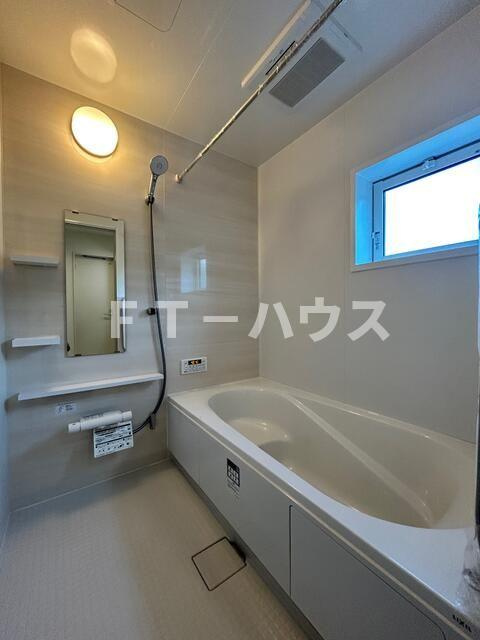 ＢＬＯＯＭＩＮＧ　ＭＡＩＳＯＮ船橋市三山の浴室