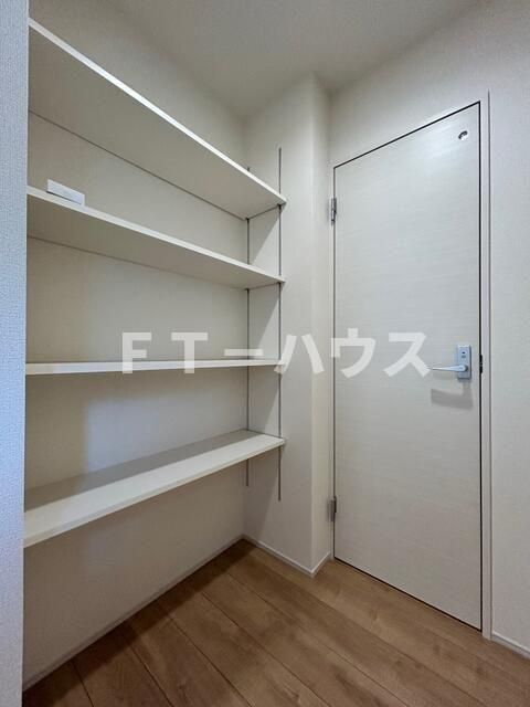 ＢＬＯＯＭＩＮＧ　ＭＡＩＳＯＮ船橋市三山の収納