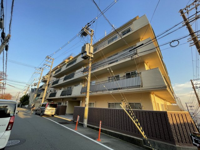 リアライズ高尾の外観