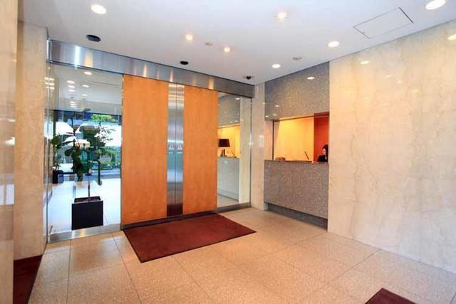 パーク・アヴェニュー神南のエントランス