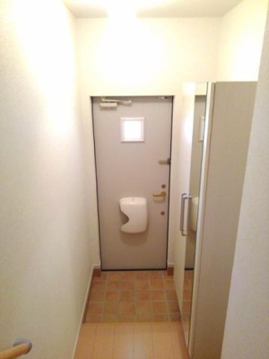 【玄関】 | グラン・ソレイユＢ