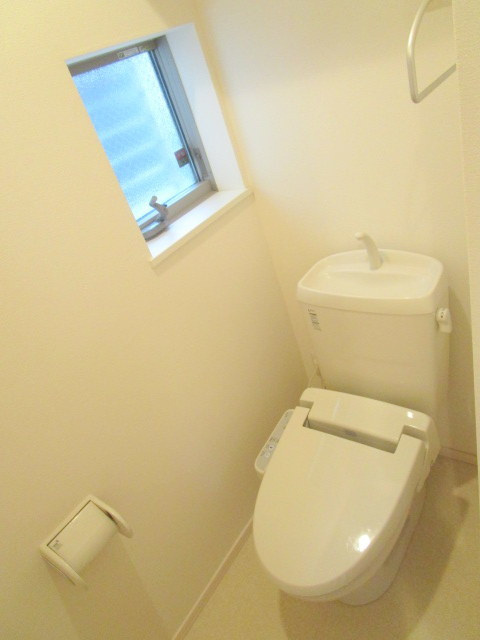 Ｍａｉｓｏｎ　Ｓｏｌａｒ　メゾンソラールのトイレ|★温水洗浄便座★