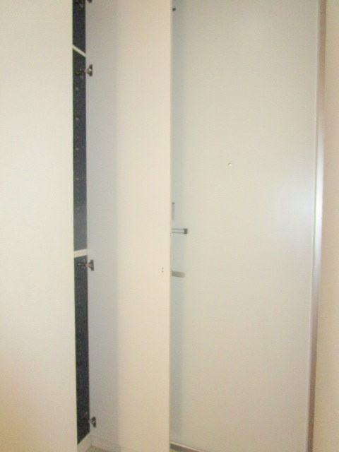 Ｍａｉｓｏｎ　Ｓｏｌａｒ　メゾンソラールの玄関|★シューズBOX★