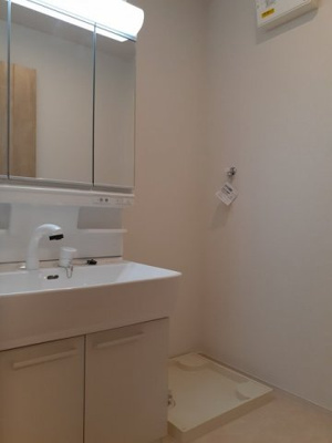 【洗面所】 | ロジュマン・ド・リラ