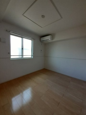 【内装】 | プリムローズ