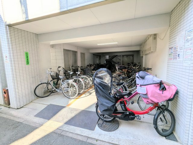 ハイマート入谷の駐輪場|～駐輪場 写真～