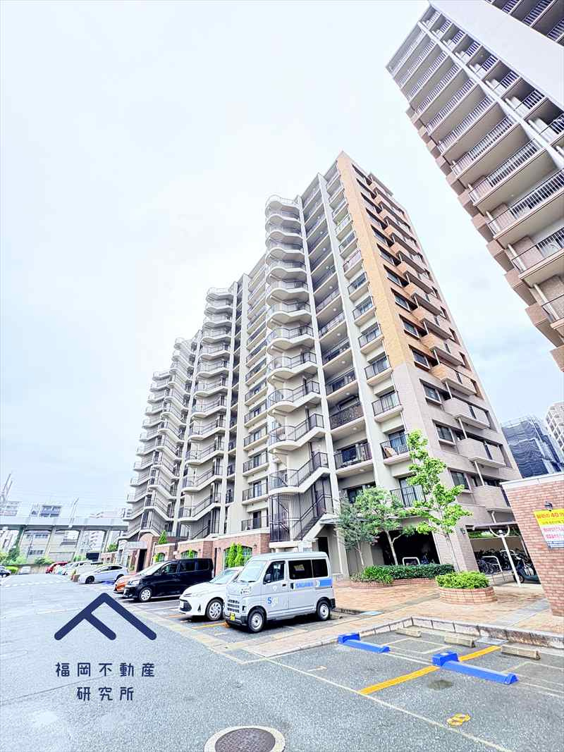 パロスリバーコート博多弐番館の外観