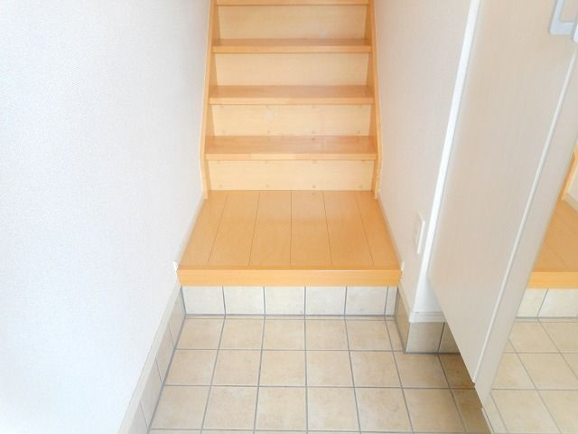 馬車道館の玄関