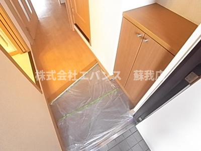 【玄関】 | ラッキーベル鈴幸Ｂ | 収納もある玄関です