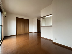 【居間・リビング】