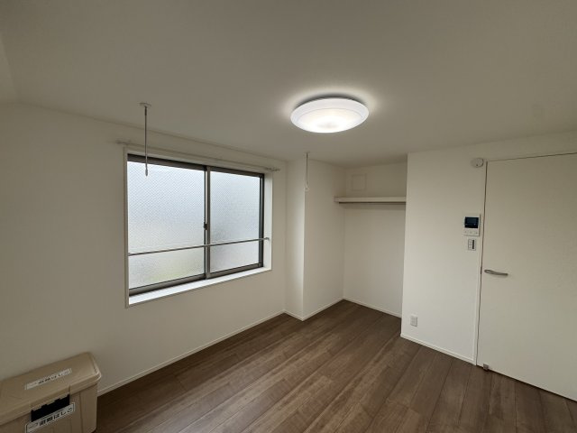 Reberty赤羽Ⅱの居間・リビング|洋室です