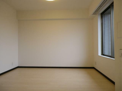 【居間・リビング】 | エルデンシア荻窪 | 明るい洋室！