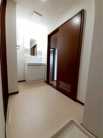 メゾンフレールの洗面所