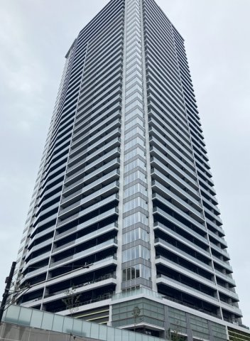 プラウドタワー相模大野クロスの外観
