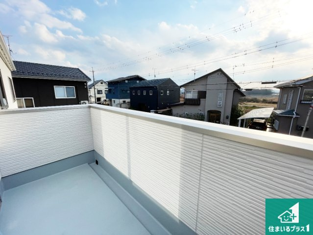 野洲市大畑　第2期　新築一戸建てのバルコニー|日当たりのよいバルコニー！お部屋が開放的に！